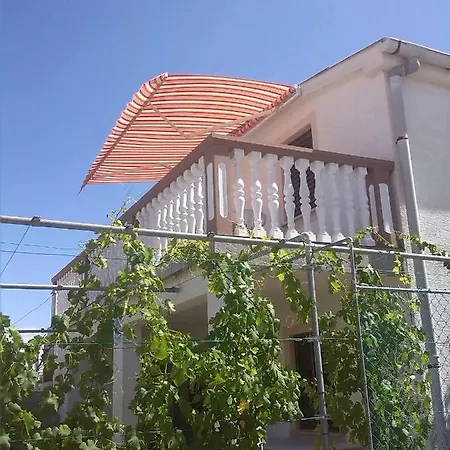 Borosa Vir