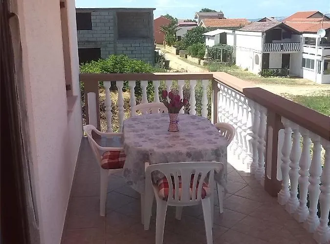Borosa Vir