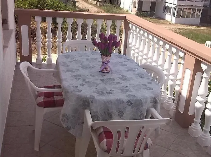 Apartment Borosa
