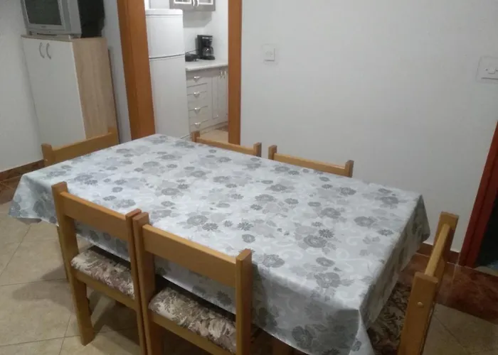 Borosa Apartment Vir